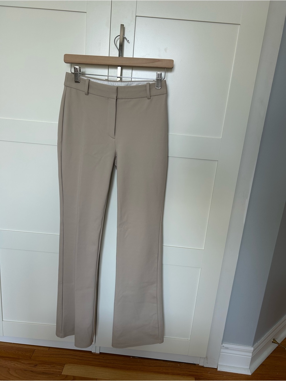 Aritzia Lineage Dress Pant